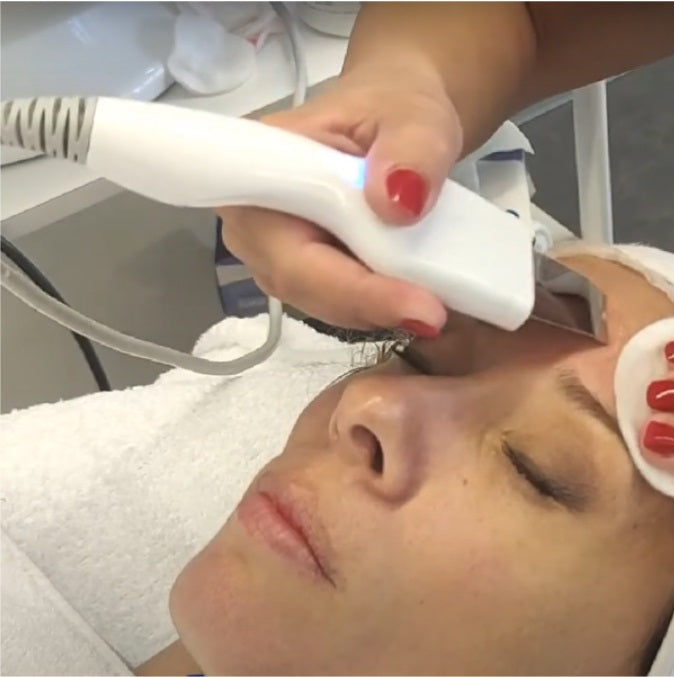 Eternity de Luxe - Pack Hidra Aqualift Facial + HIFU 7D