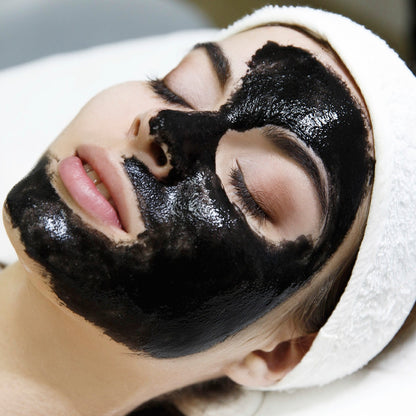 Peeling de carbon activado con láser - Hollywood Peel