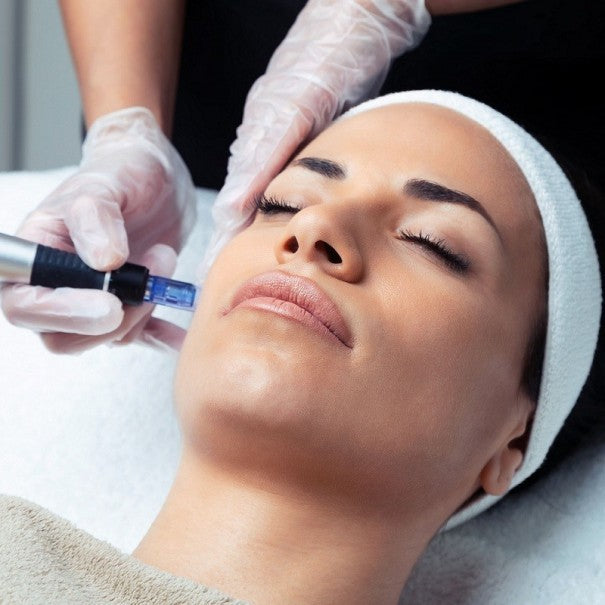 Hidra Dermapen facial EMS + Peeling